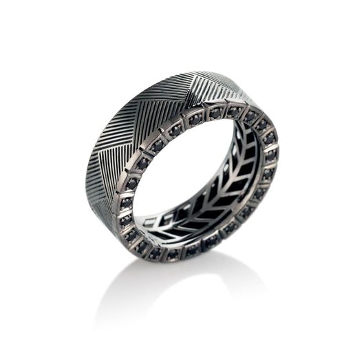 Anel Gear Masculino de Ouro Negro 18k com Espinélios
