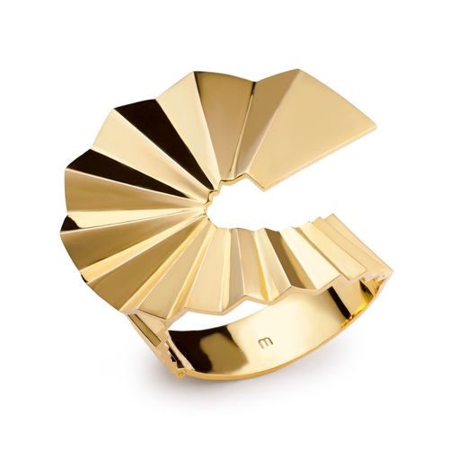 Anel Fuan G em Ouro Amarelo 18k