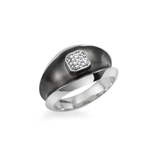 Anel Shield com Ródio Negro e Diamantes em Prata de Lei 925